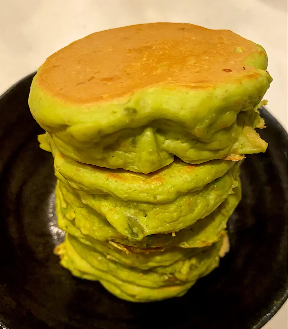 プロテインアボカドパンケーキ🥞🥑|みうのすけさん