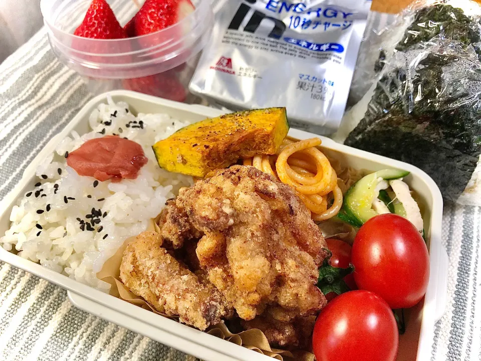 鳥の唐揚げ 補食おにぎり きゅうりと鶏ハムのマリネ|Yoko  Ikedaさん