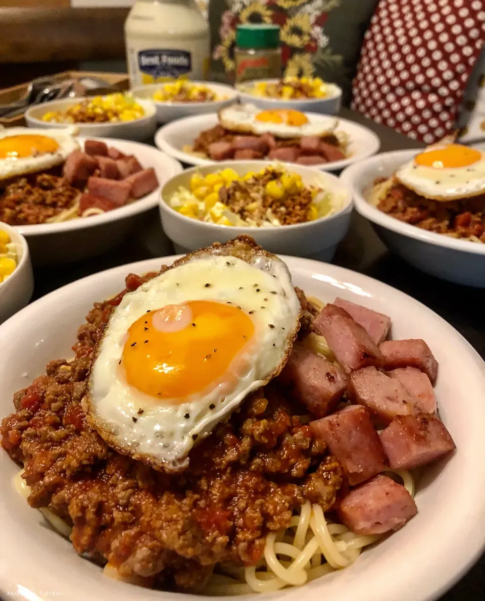 スパム乗せミートソーススパゲティ🍝|Kashimanakitchenさん