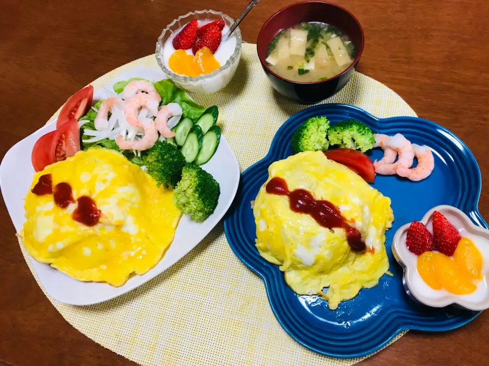 Snapdishの料理写真:「ママとしゅん君の朝ご飯」|バシュランさん