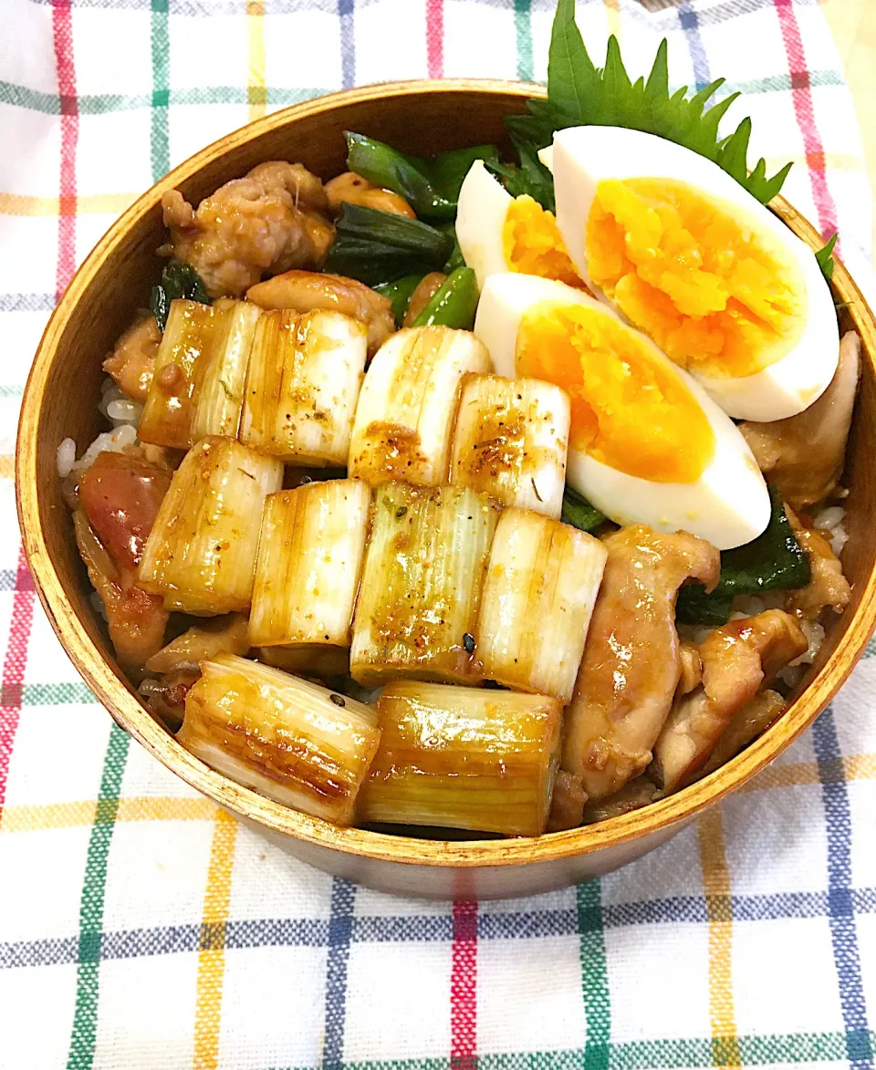 Snapdishの料理写真:今日のパパ弁当は焼き鳥丼弁当♪|key♪さん