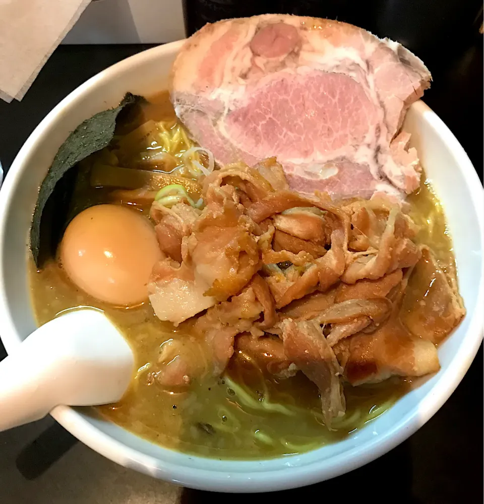 Snapdishの料理写真:ラーメン(100)@一条流がんこラーメン総本家|morimi32さん