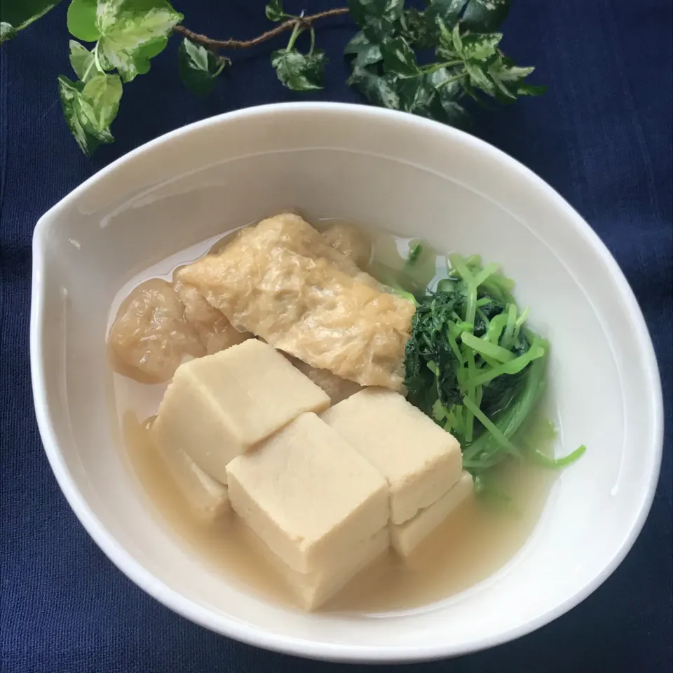 ☘️ほっこりおかず☘️高野豆腐とお揚げ、三つ葉の炊いたん☘️|Hollyさん