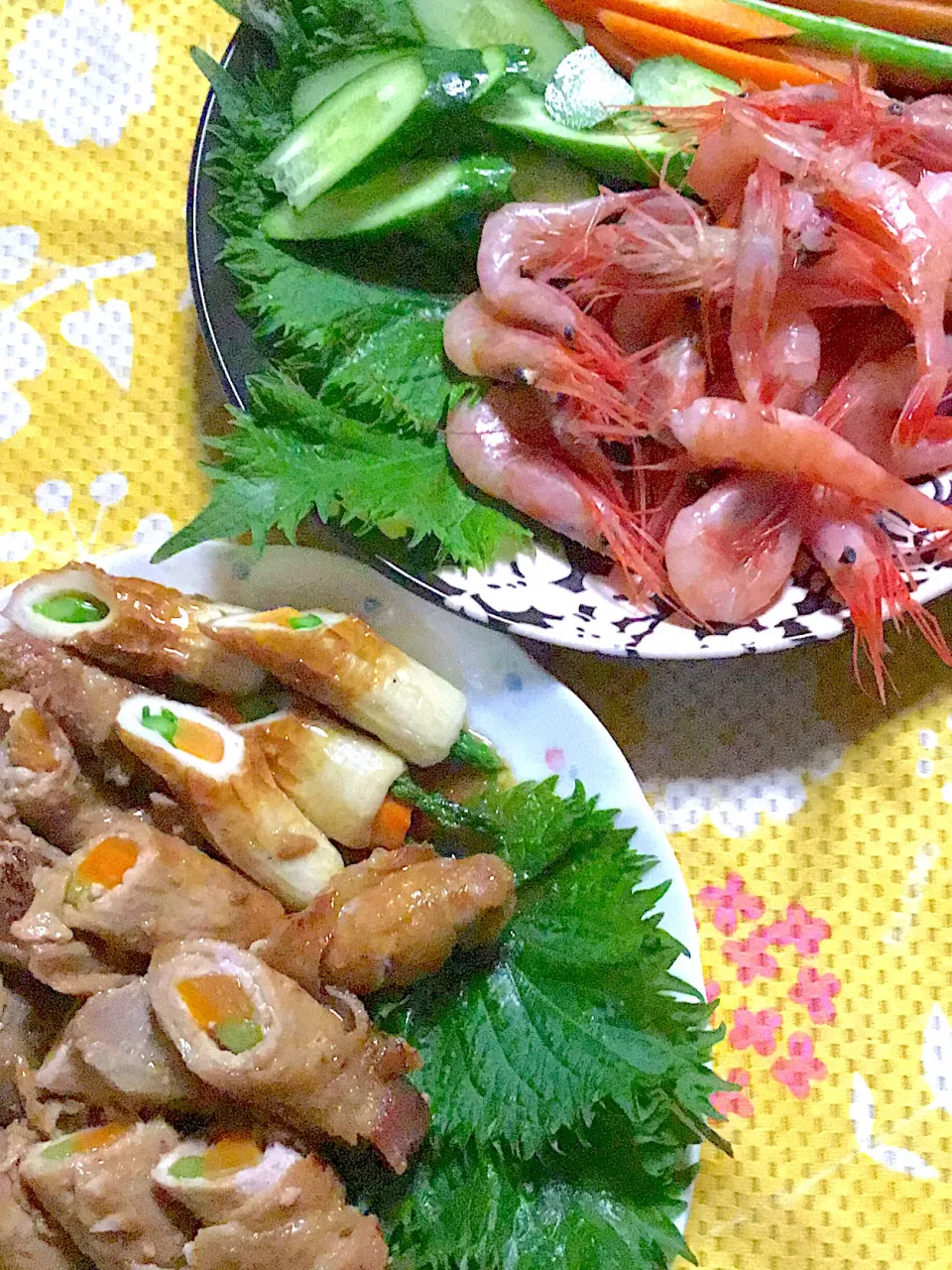 アスパラと人参🥕の豚肉巻き　ちくわ巻き　甘海老|掛谷節子さん