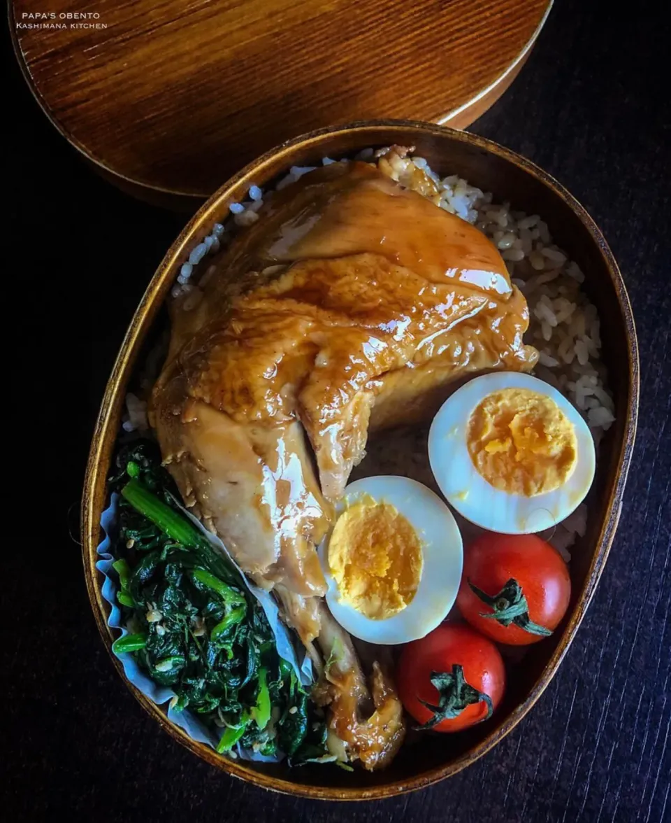 Snapdishの料理写真:骨付きもも肉の照り焼き🍱|Kashimanakitchenさん