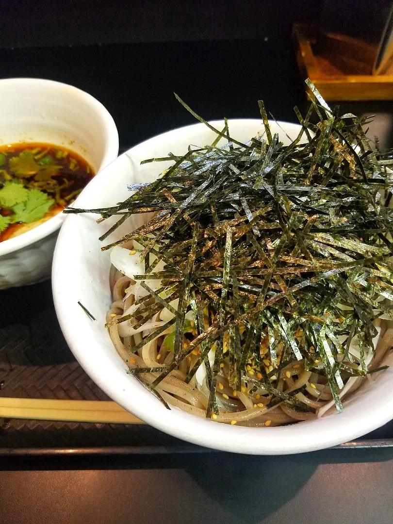 アサリと鶏つくねのしびれ蕎麦|nobさん