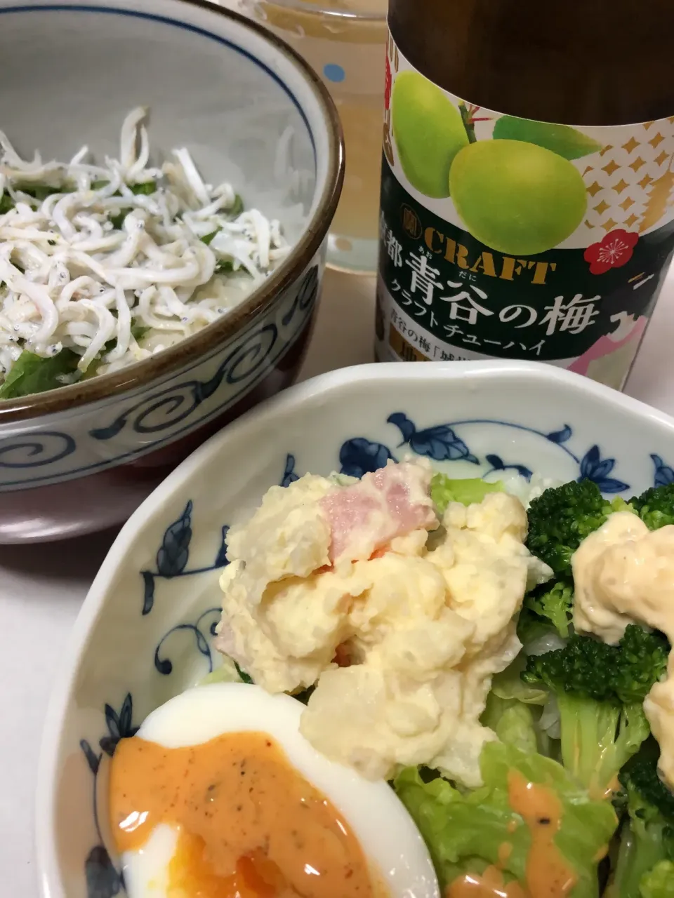 梅チューハイと釜揚げしらす丼|あっちゃんさん