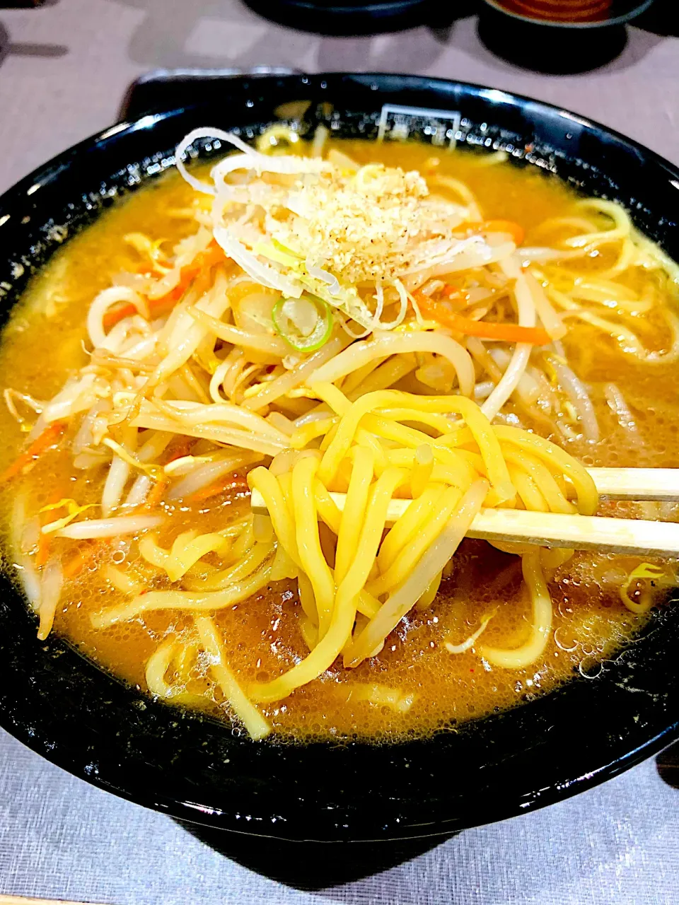 Snapdishの料理写真:仙台　玄龍の味噌ラーメン|ちはるさん