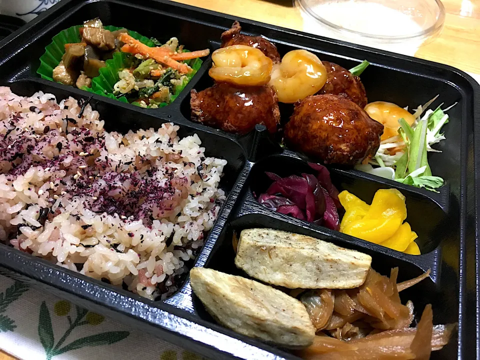 日替わり弁当、とろろ汁|こいちさん