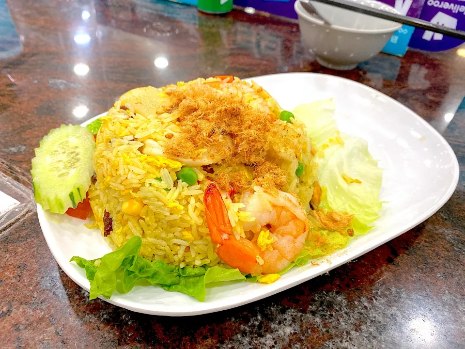 Fried rice with pineapple|skyblueさん