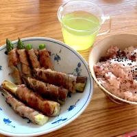 Snapdishの料理写真:アスパラ、茄子のバラ肉巻き巻き|きょうこさんさん