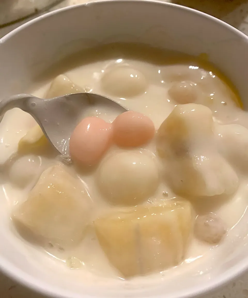 Sweet rice balls, banana saba, jackfruit, simmered in coconut milk🍡|🌺IAnneさん