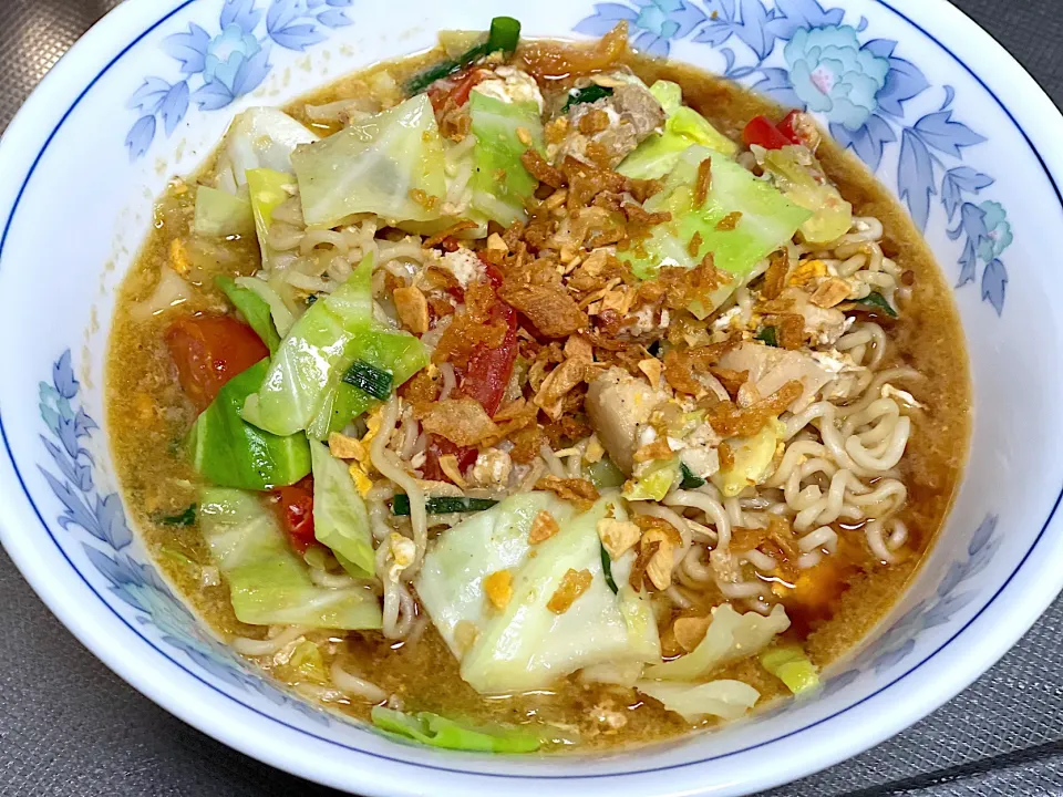 Mie tek tek|yeni kartikasariさん