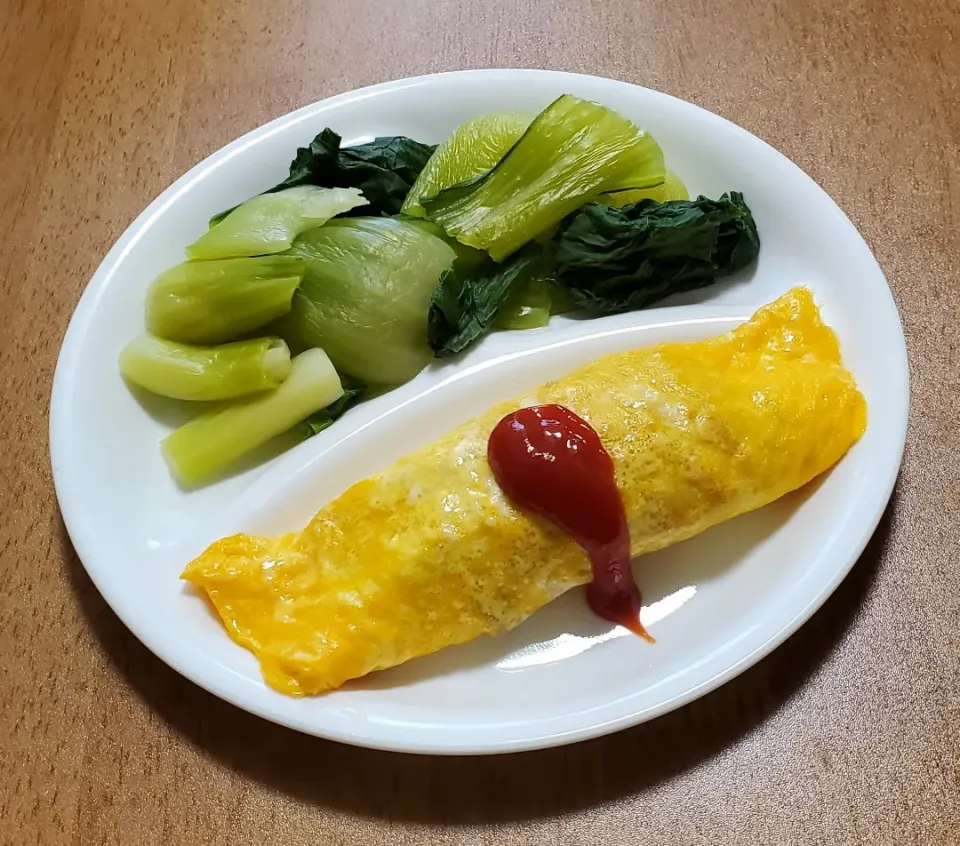 Snapdishの料理写真:オムそぼろ
チンゲン菜|ナナさん