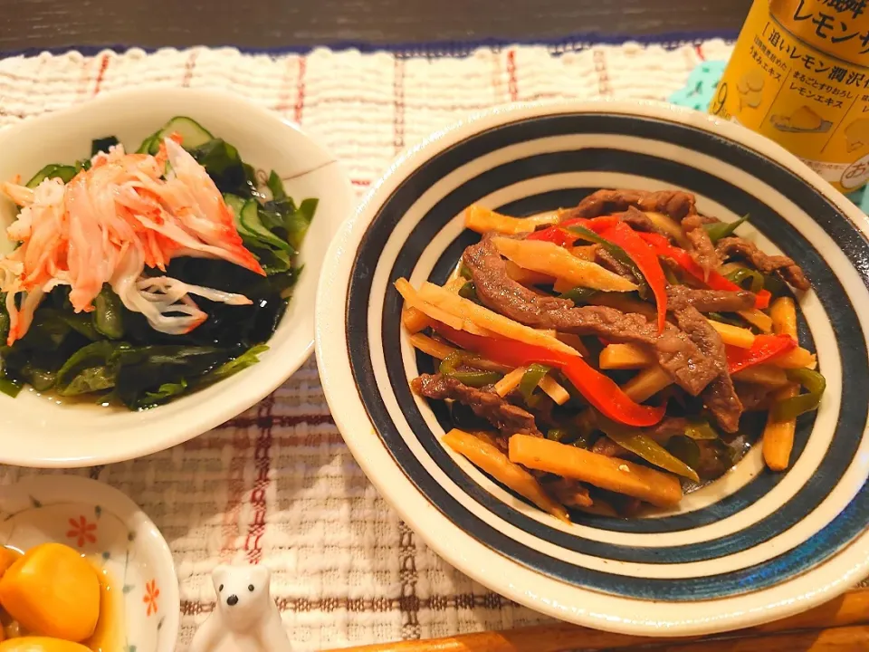 ★小料理屋ちえこ　お品書き★
❇️青椒肉絲
❇️若芽と胡瓜の酢の物
❇️ニンニクの醤油漬け|☆Chieco☆さん