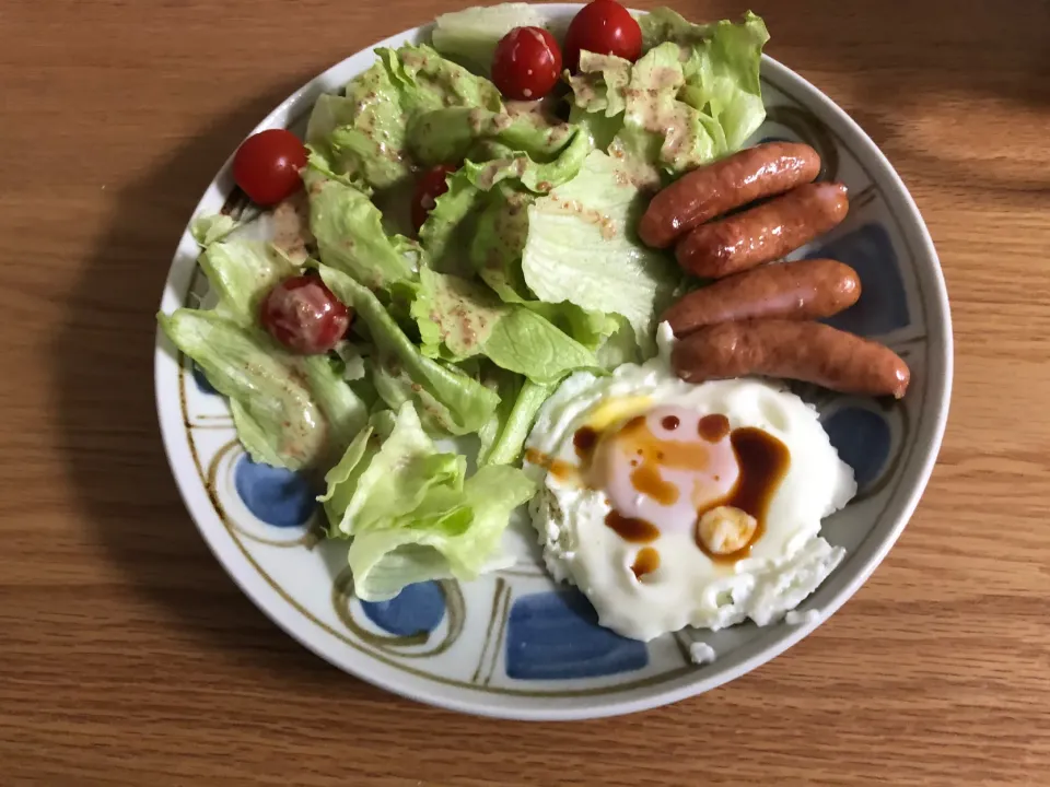 朝食　サラダ🥗メイン|おっちさん