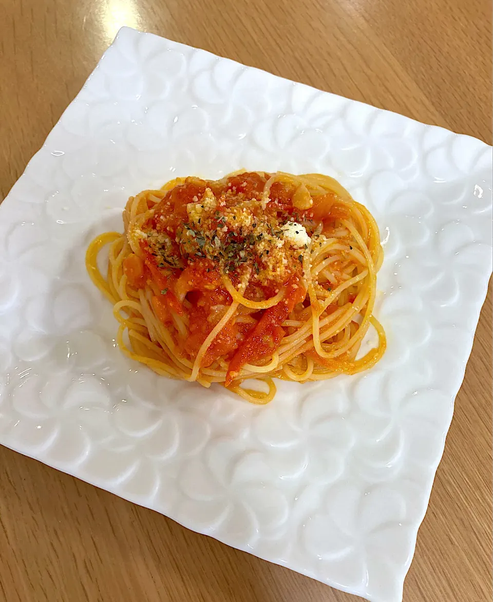 トマトソースパスタ|みたらしさん