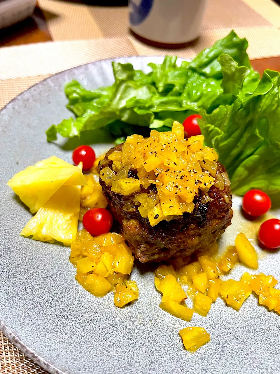 Snapdishの料理写真:肉だけハンバーグ🍖|レオンさん