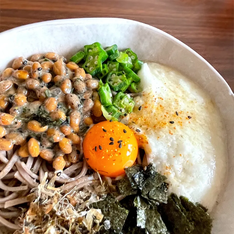 ぶっかけねばねば蕎麦🍴|ななさん