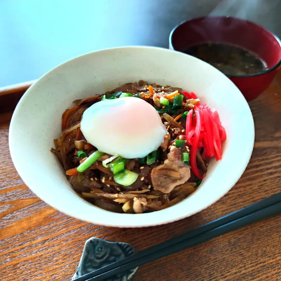 豚丼 温玉のせ|マーガリンさん