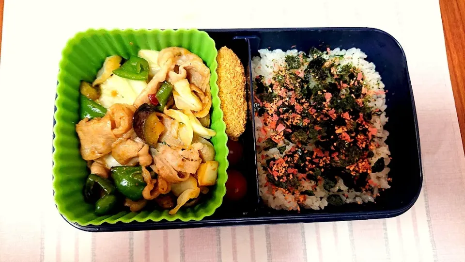 キャベツとなすとピーマンと豚肉の味噌炒め❤️旦那さんお弁当🎵😊|かおるcitronさん