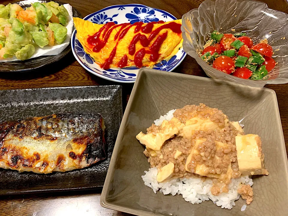 Snapdishの料理写真:＊いちご＊さんの料理 豆腐と鶏ひき肉のあんかけ丼✨|なちゃむさん