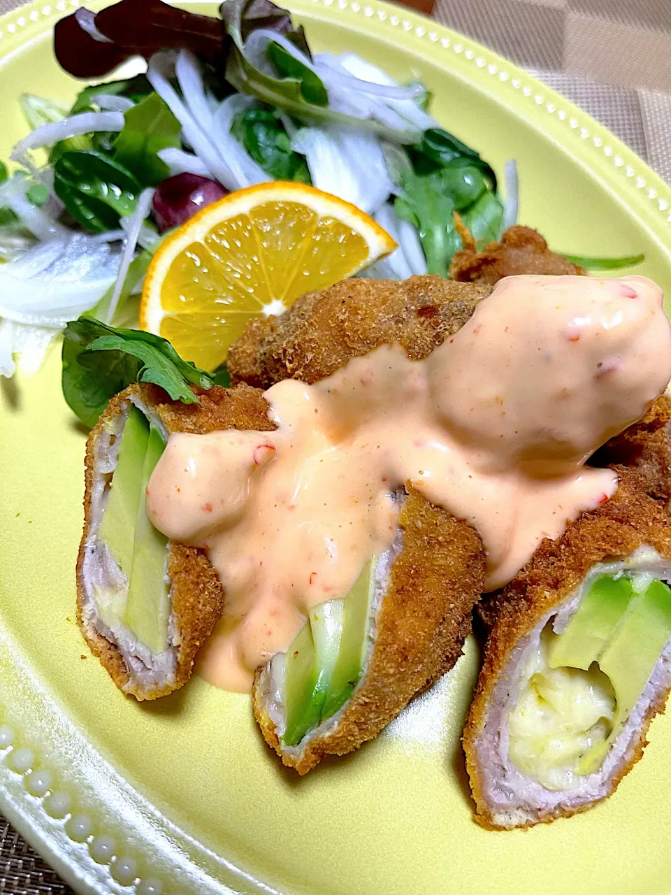 豚ロースアボカドチーズ揚げ🧀|レオンさん