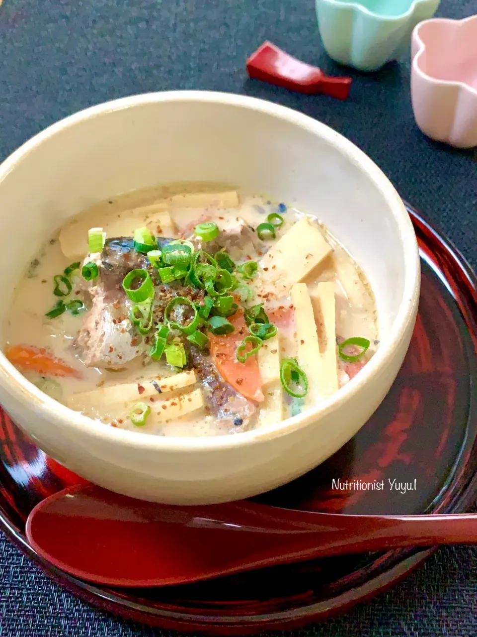 さば缶で味噌豆乳スープ|ゆーこどんさん