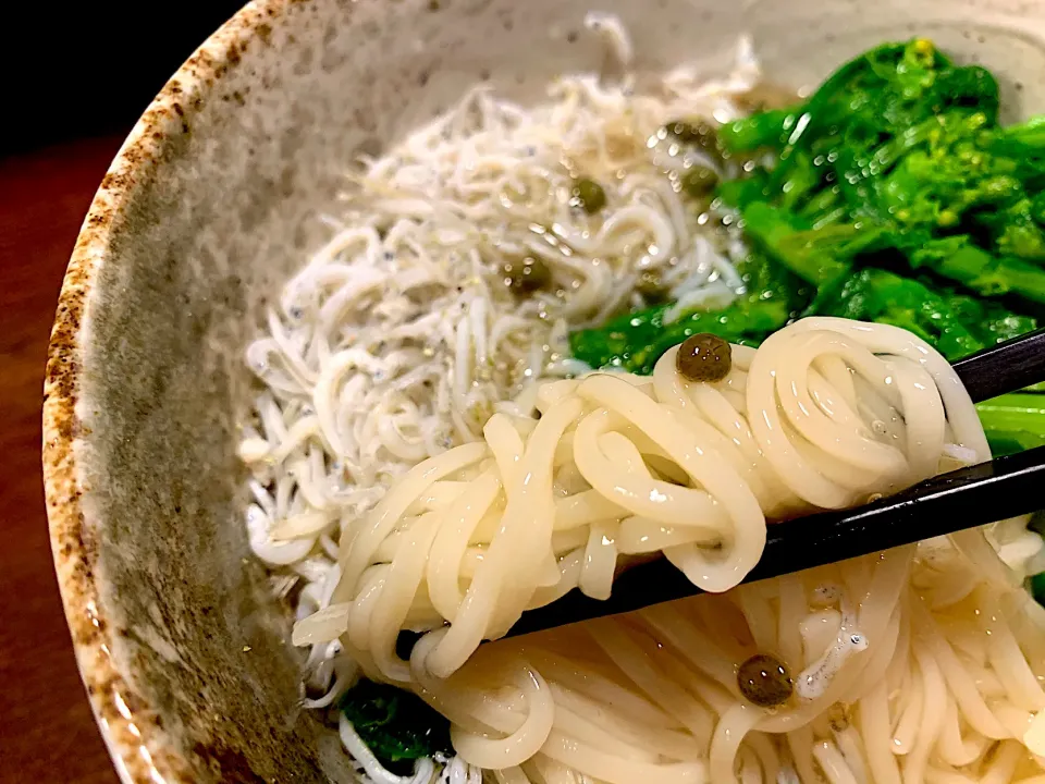 Snapdishの料理写真:しらすと菜の花のまぜめん|半田手延べそうめんの店 阿波や壱兆さん