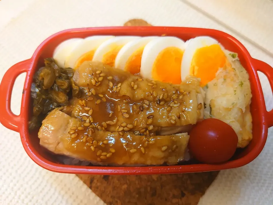 ★今日のお弁当★
❇️鶏祭りどーん
❇️竹輪の磯部揚げ|☆Chieco☆さん