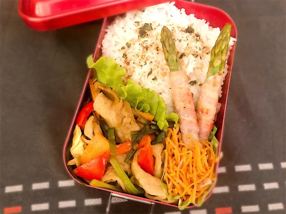 Snapdishの料理写真:高校生弁当　11-93   回鍋肉|mashaさん