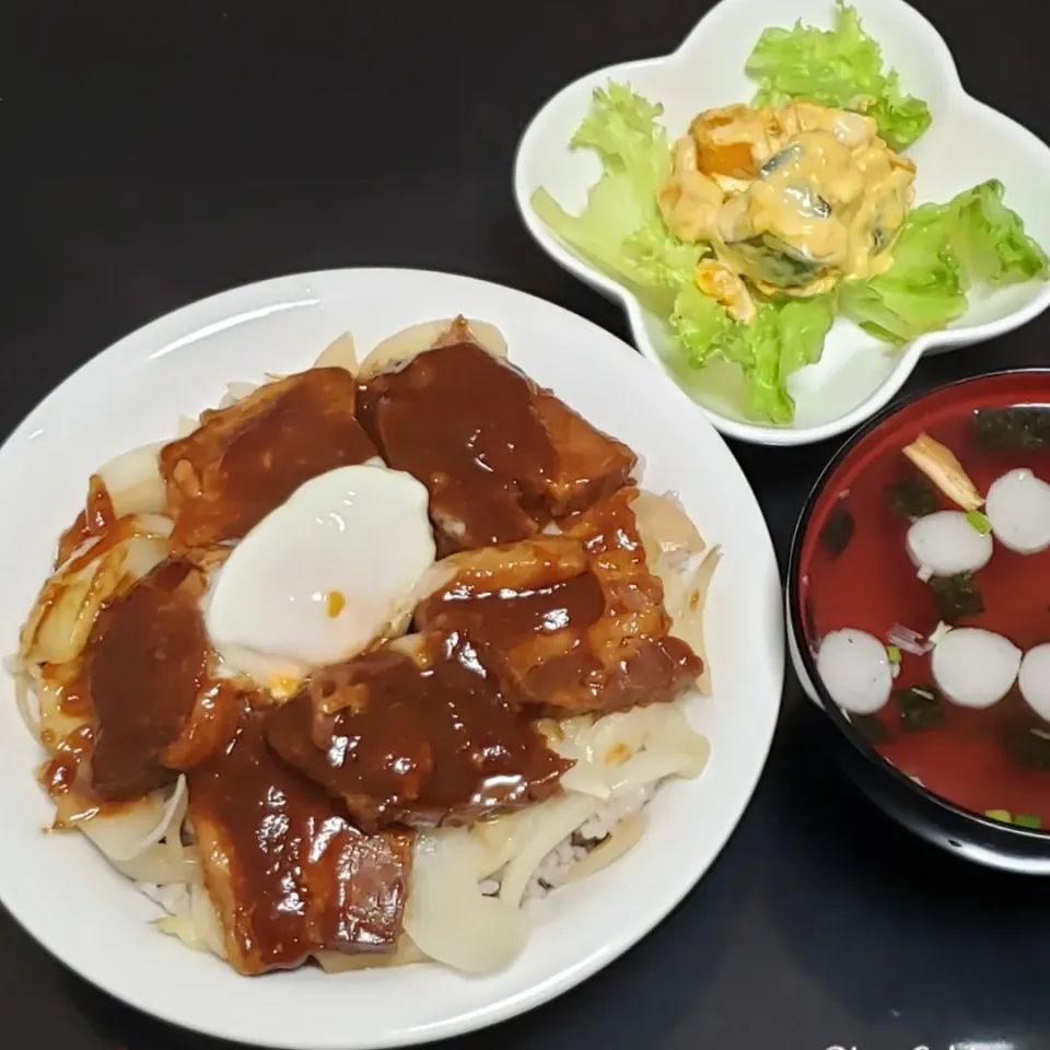 三元豚の味噌煮丼|Yukiさん