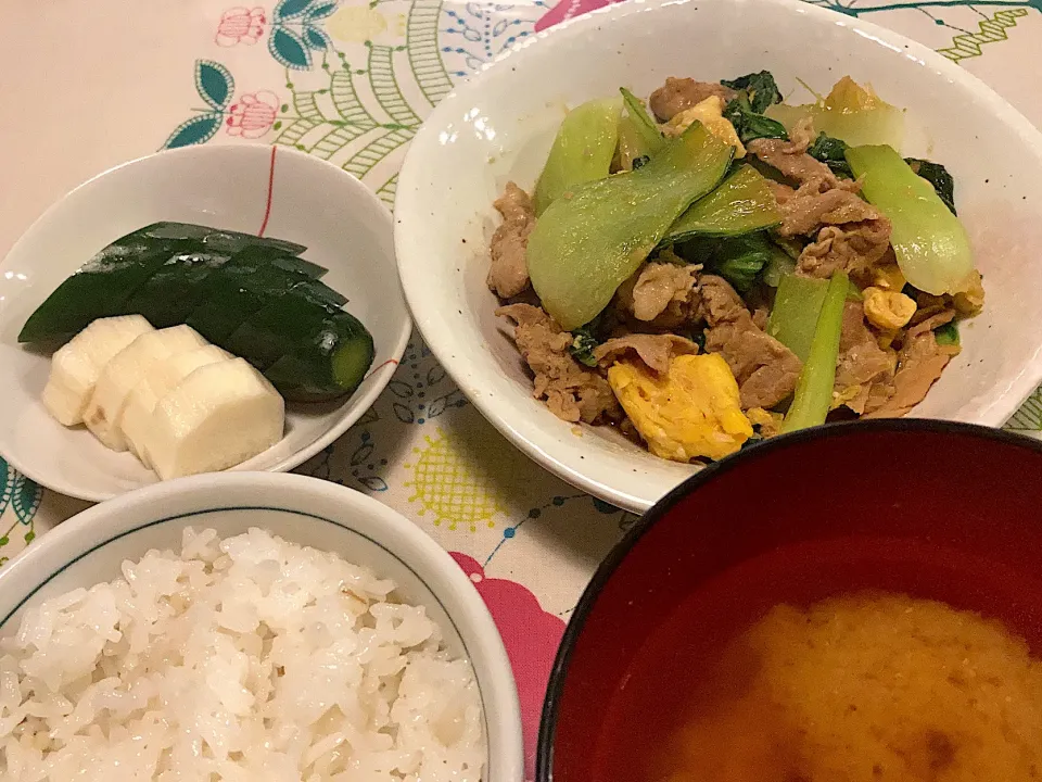 豚肉と青梗菜の炒め物／枝豆の味噌汁／ぬか漬け|ななこさん