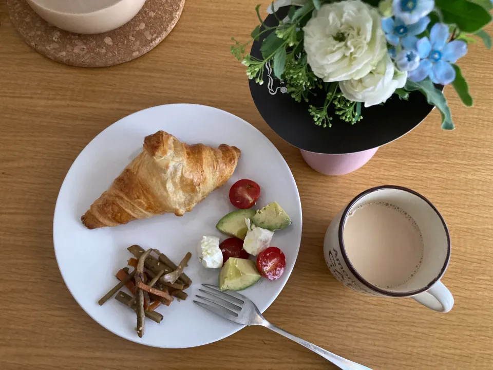 Snapdishの料理写真:＊お誕生日の朝食🥐＊|＊抹茶＊さん