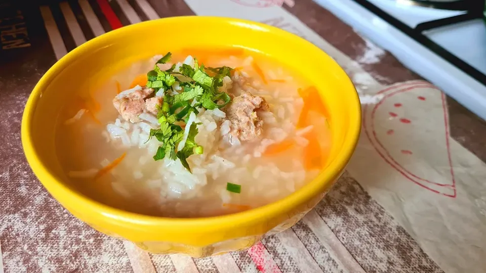 ข้าวต้มหมู|cuisine thaï 🇹🇭さん