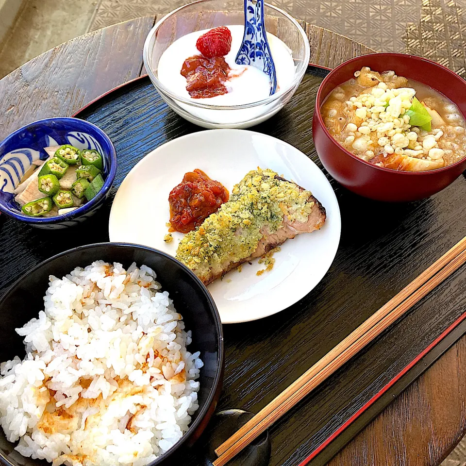 しっかり朝ごはん　ブリの香草パン粉焼き|Kさん