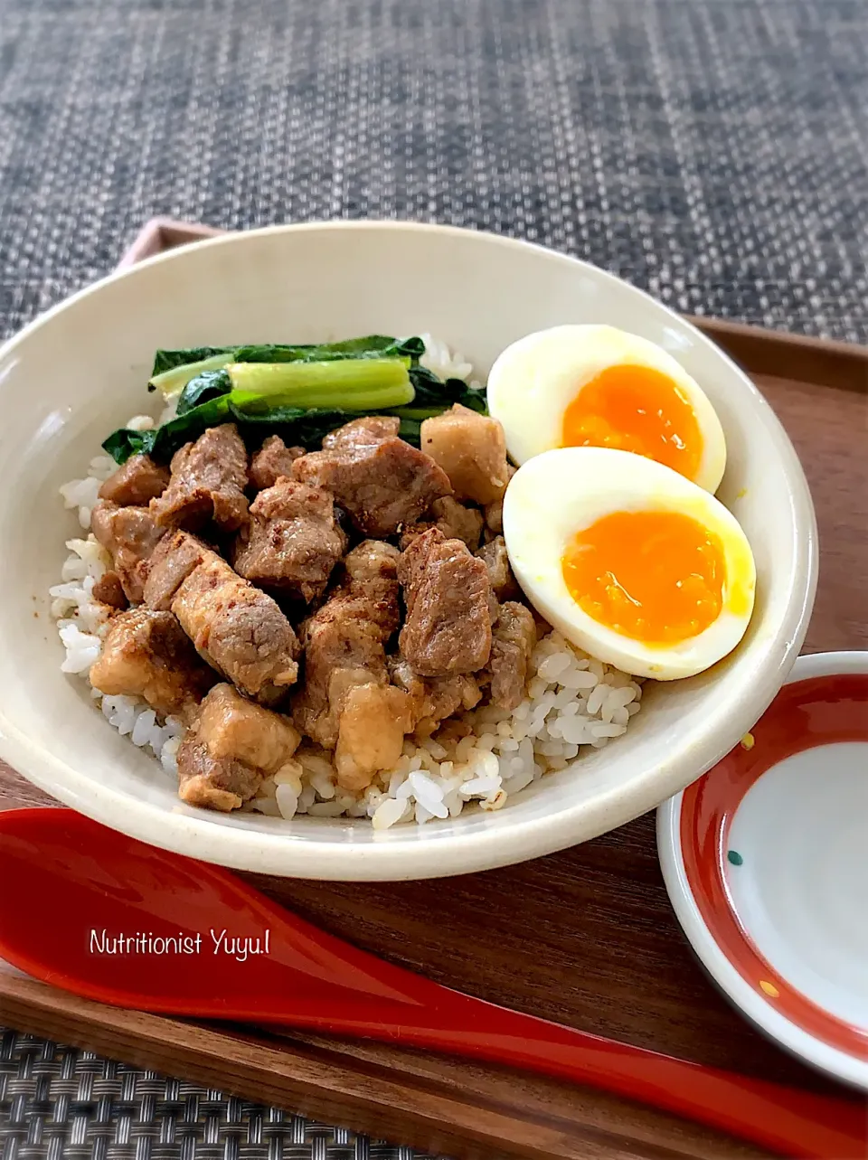 甘酒で煮たウチのルーロー飯|ゆーこどんさん