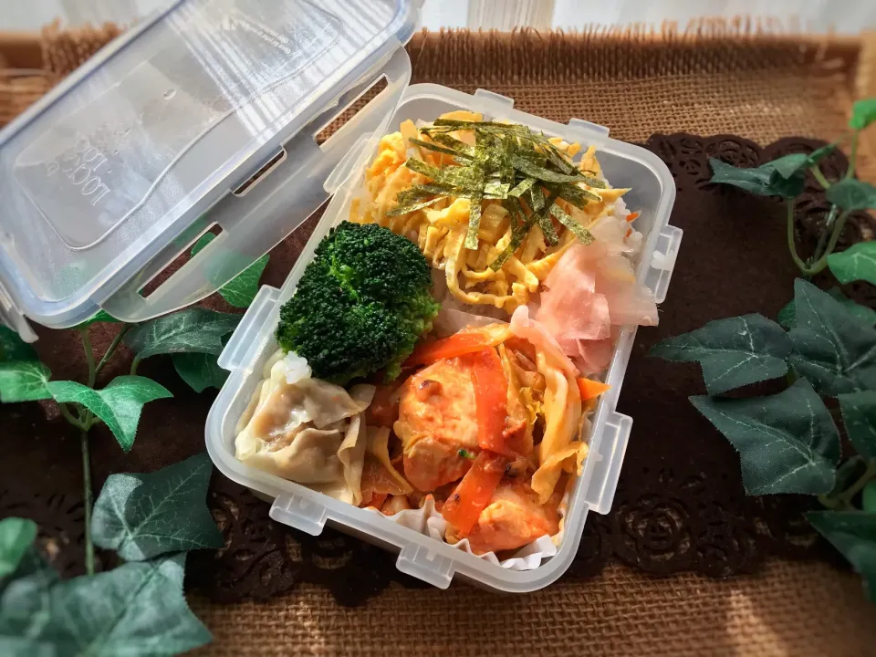 お花見弁当～♡|まなまな♡さん