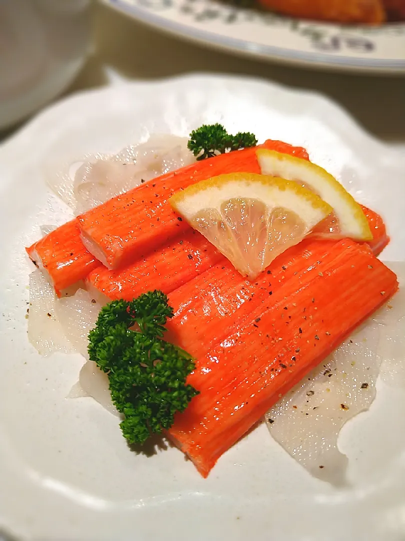 古尾谷りかこさんの料理 カニカマのカルパッチョ|まめころさん