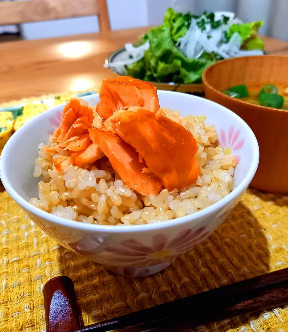 玄米ご飯で簡単に朝食|ナオミさん