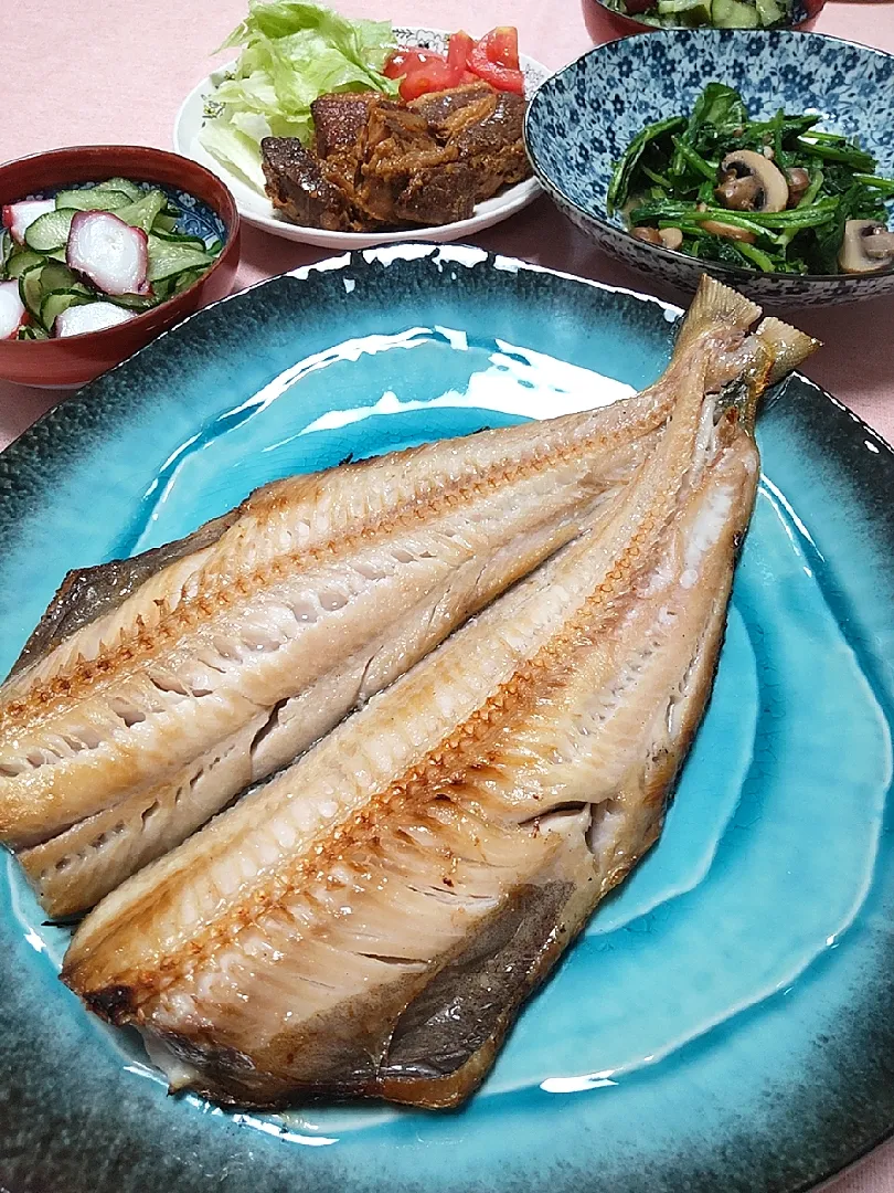 ☆今日の晩ごはん☆　ホッケ焼き　たこの酢の物　ほうれん草炒め　煮豚|hamamaさん