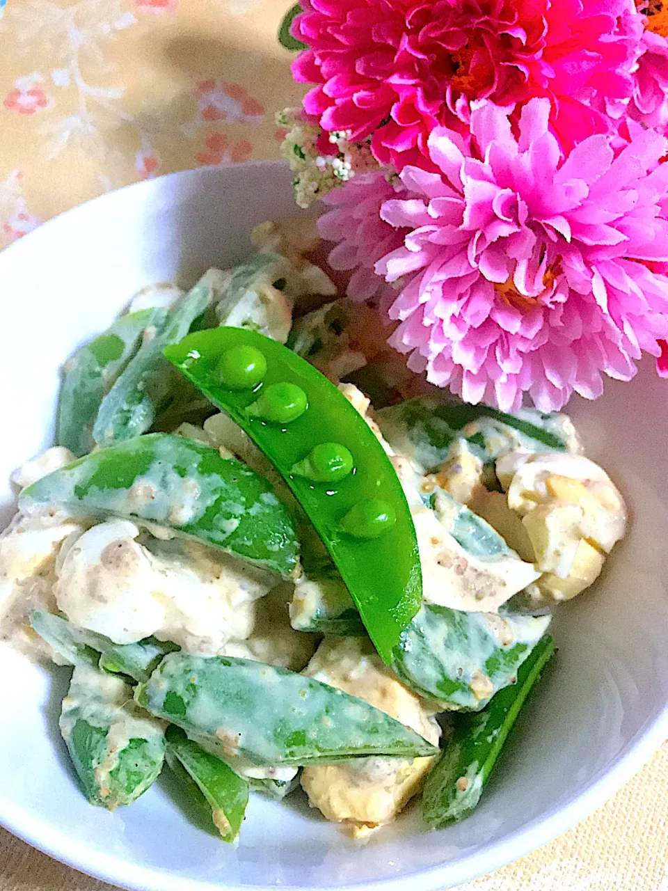 スナップえんどうと卵のカレー味マヨサラダ🥗|🌺🌺Foodie🌺🌺さん