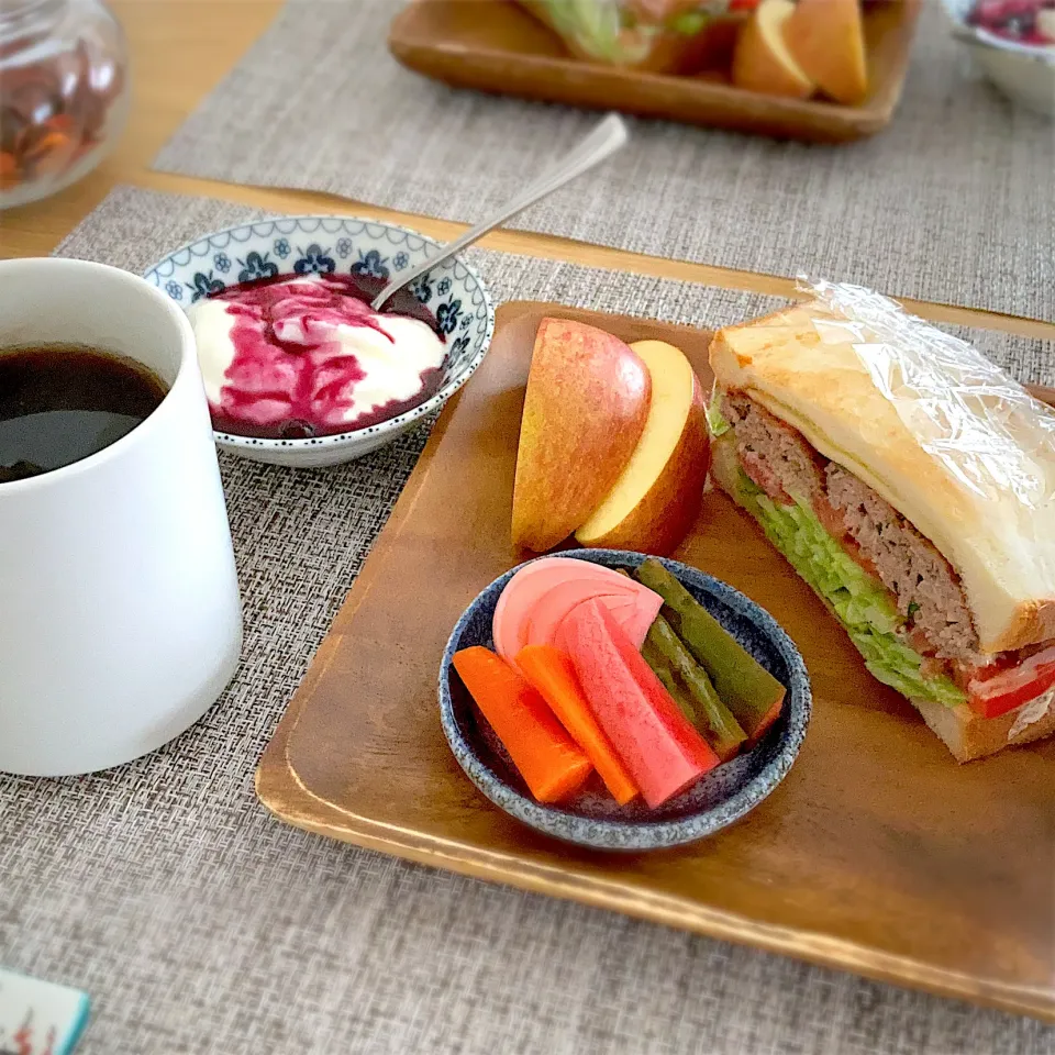 Snapdishの料理写真:朝食|ツインうさぎさん