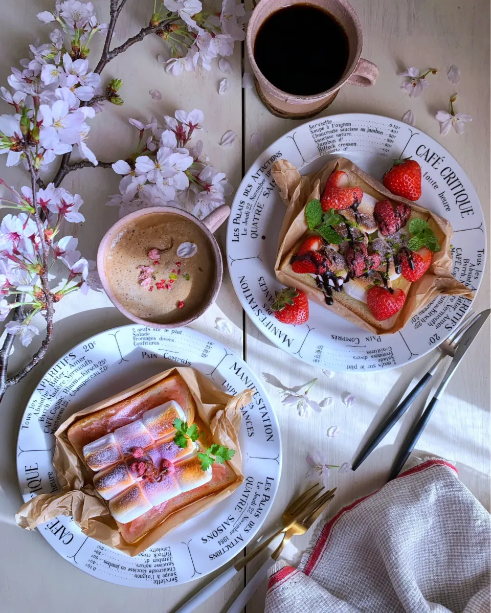 Snapdishの料理写真:カフェ風スモアトースト|@keijunrinさん