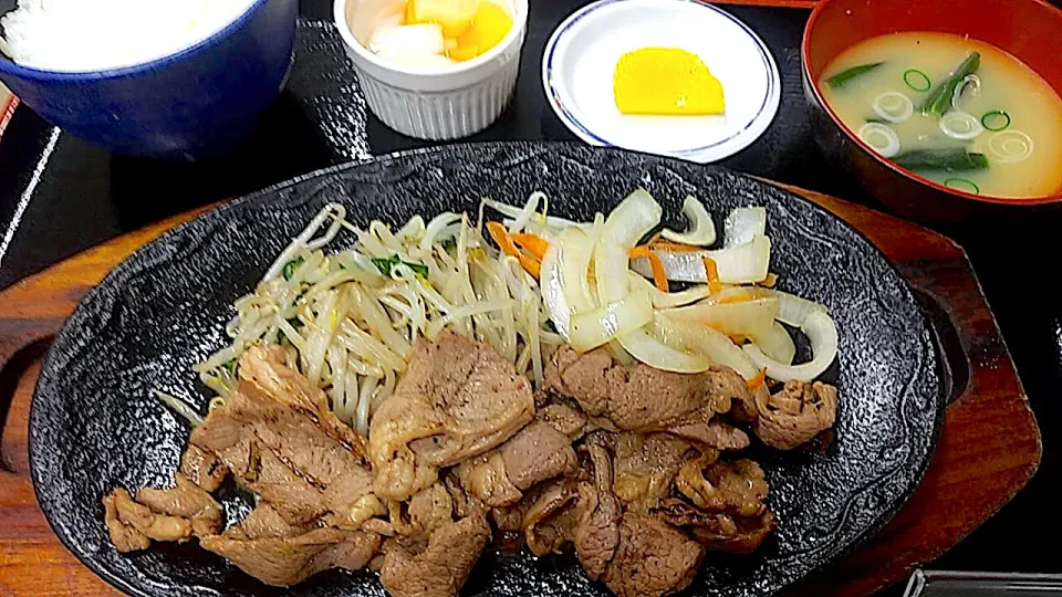 鉄板ジンギスカン定食|nyama1さん