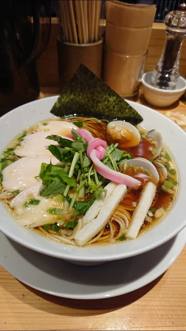 東京都中央区銀座「むぎとオリーブ銀座店」のラーメントリプル|たかしさん