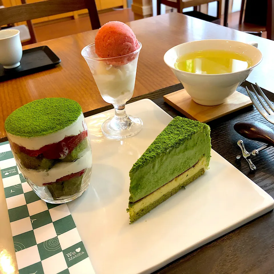 表参道cafe|Hiromi Nishiwakiさん