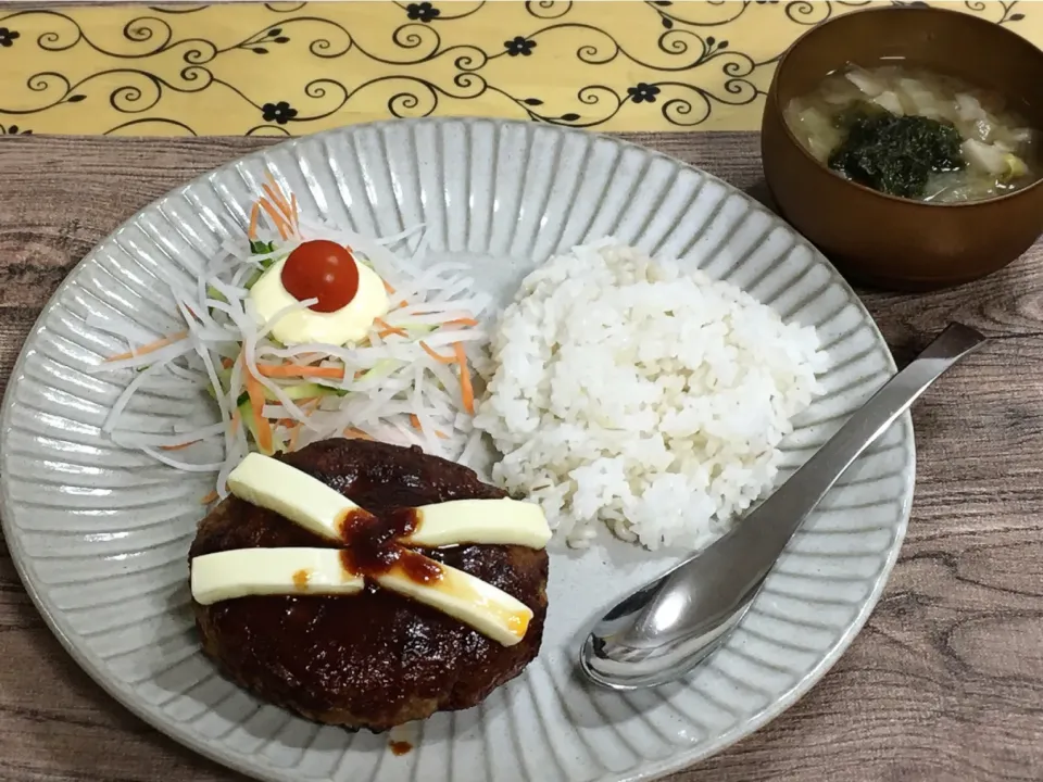 ハンバーグ〜夕飯|チムニーさん