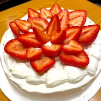 Snapdishの料理写真:誕生日いちごケーキ|こゆきさん