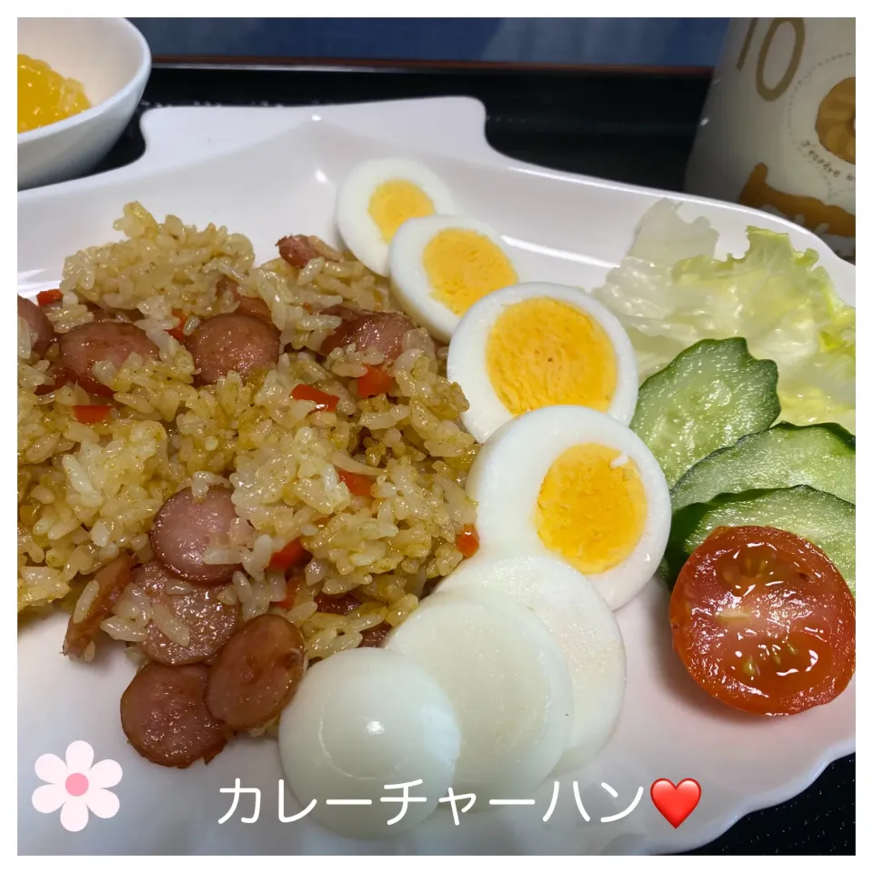 Snapdishの料理写真:いのっちさんの料理 カレーチャーハン❤️|いのっちさん